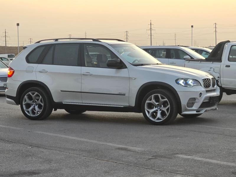 BMW X5 2010 - 375 000 TMT - "Altyn Asyr" Gündogar bazary (Jygyllyk) - img 2