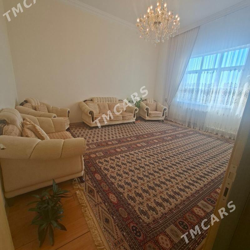 Maskowuskiy elitka - Aşgabat - img 1