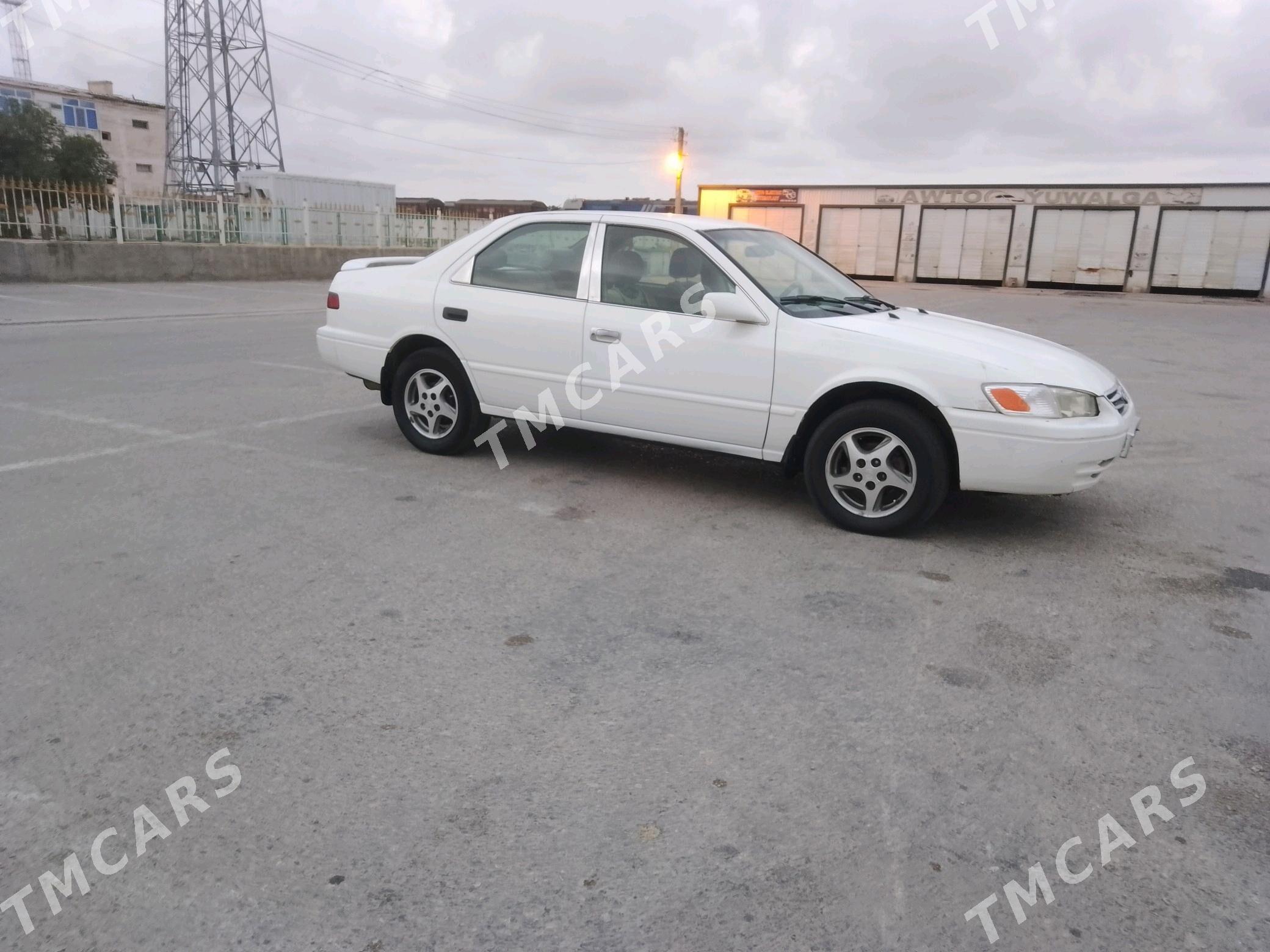 Toyota Camry 1998 - 120 000 TMT - Etrek - img 1