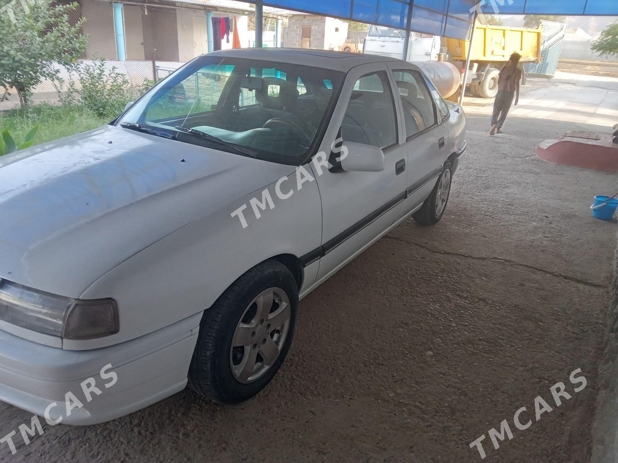 Opel Vectra 1993 - 30 000 TMT - Ýaşlyk - img 3