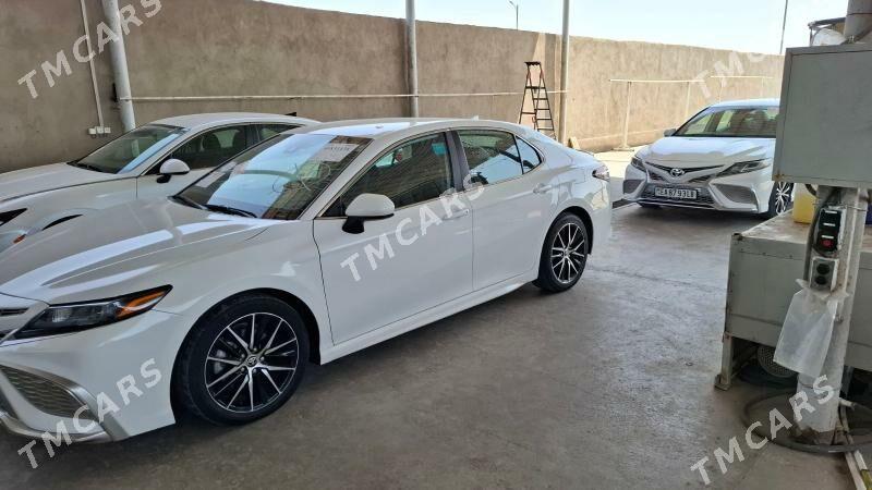 Toyota Camry 2021 - 320 000 TMT - Керки - img 4