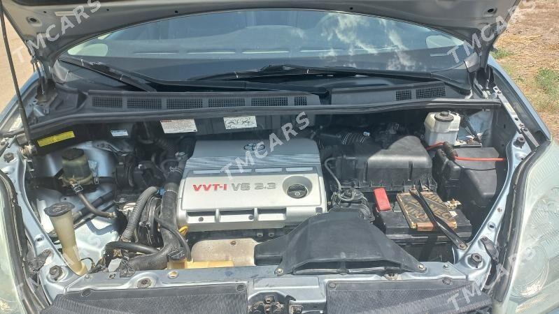 Toyota Sienna 2004 - 240 000 TMT - Köneürgenç - img 5
