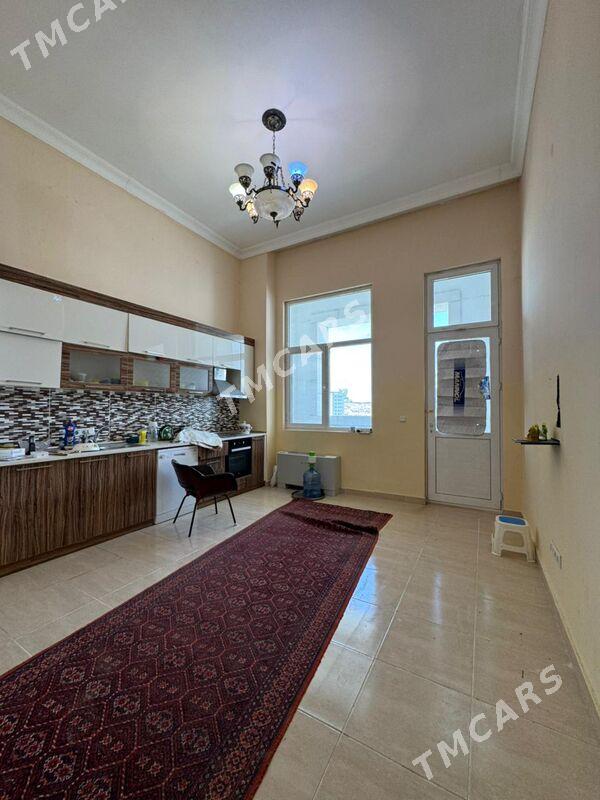 14Tapgyr 11etaz 5kom 240m2 - Aşgabat - img 7