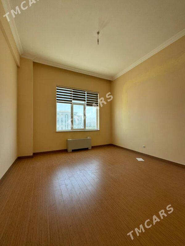 14Tapgyr 11etaz 5kom 240m2 - Aşgabat - img 1