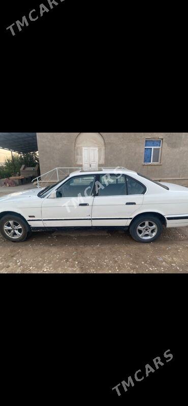 BMW 525 1989 - 26 000 TMT - Тагтабазар - img 1
