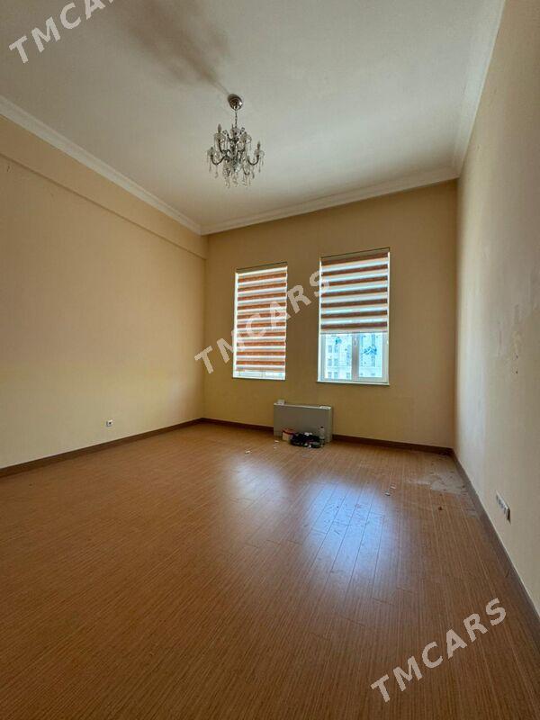 14Tapgyr 11etaz 5kom 240m2 - Aşgabat - img 10