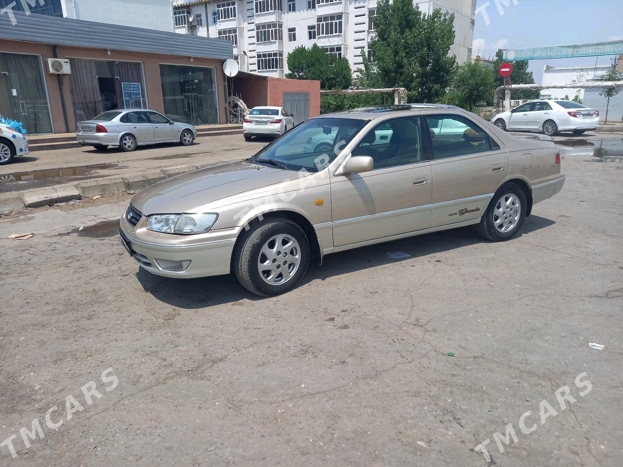 Toyota Camry 2001 - 150 000 TMT - Köneürgenç - img 1