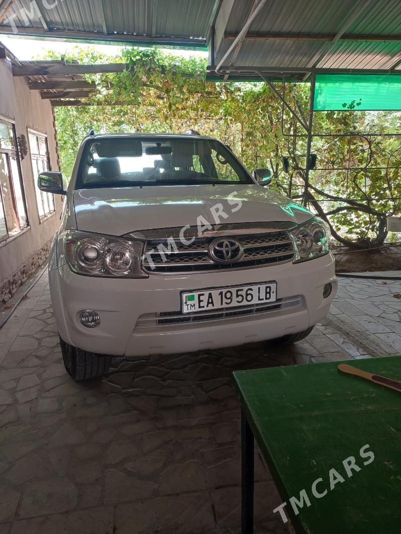 Toyota Fortuner 2011 - 280 000 TMT - Magdanly - img 2