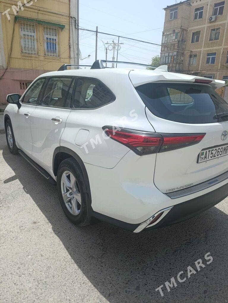 Toyota Highlander 2021 - 445 000 TMT - Мары - img 4