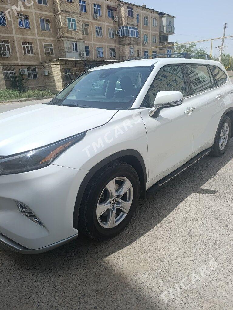 Toyota Highlander 2021 - 445 000 TMT - Мары - img 3