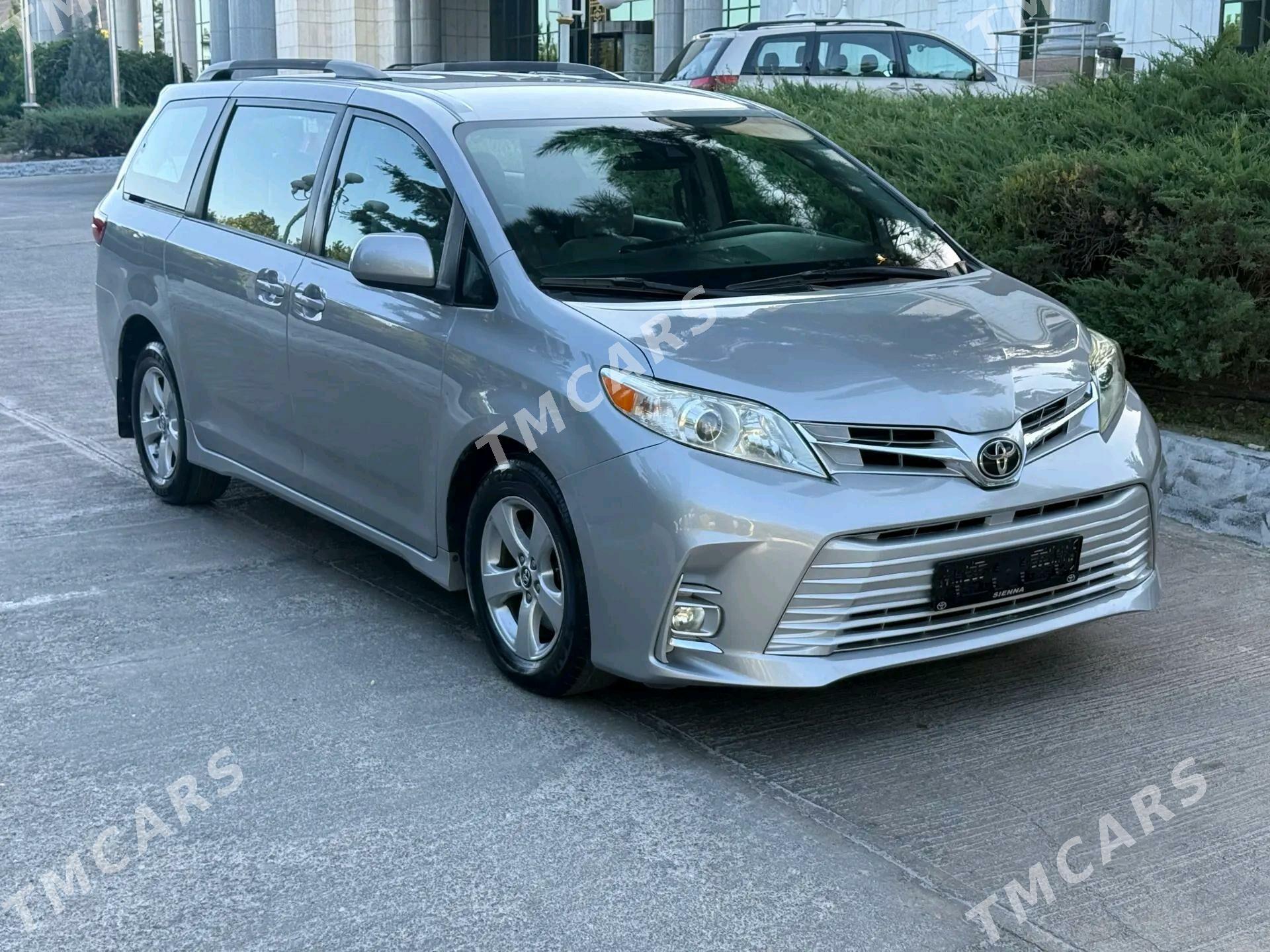 Toyota Sienna 2018 - 380 000 TMT - Türkmenabat - img 1