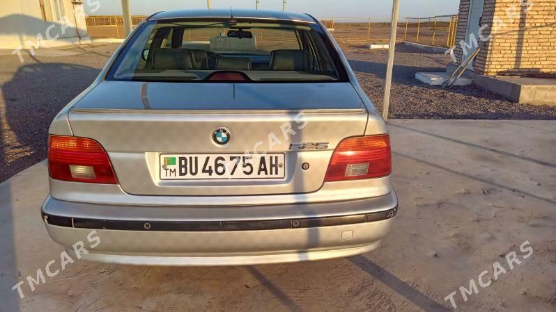BMW E39 2001 - 100 000 TMT - Кака - img 3