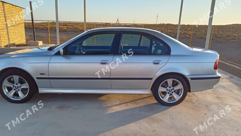 BMW E39 2001 - 100 000 TMT - Кака - img 2
