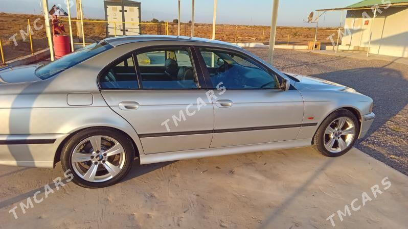 BMW E39 2001 - 100 000 TMT - Кака - img 4