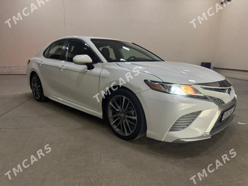 Toyota Camry 2020 - 329 000 TMT - Сакар - img 3