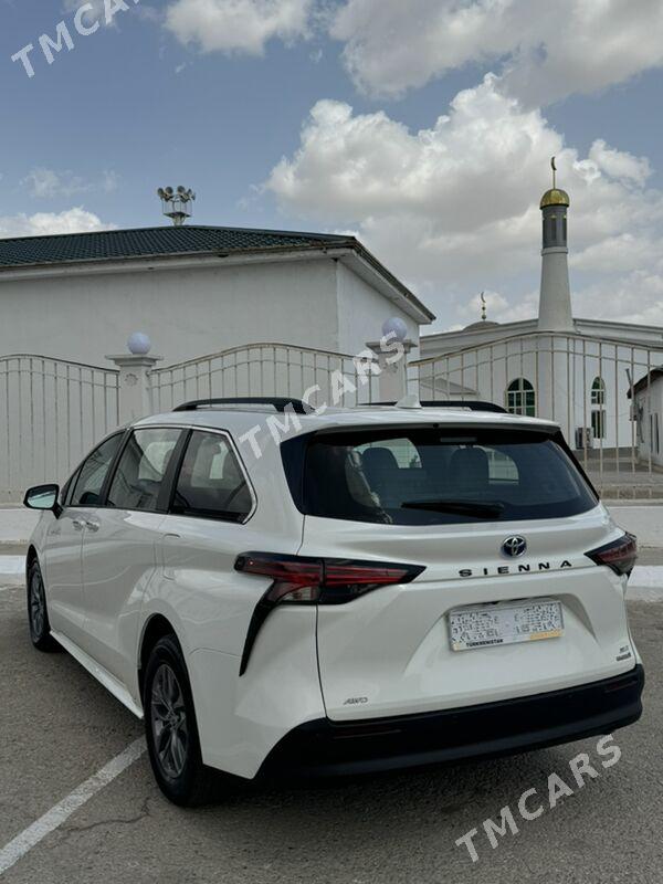 Toyota Sienna 2023 - 490 000 TMT - Балканабат - img 5