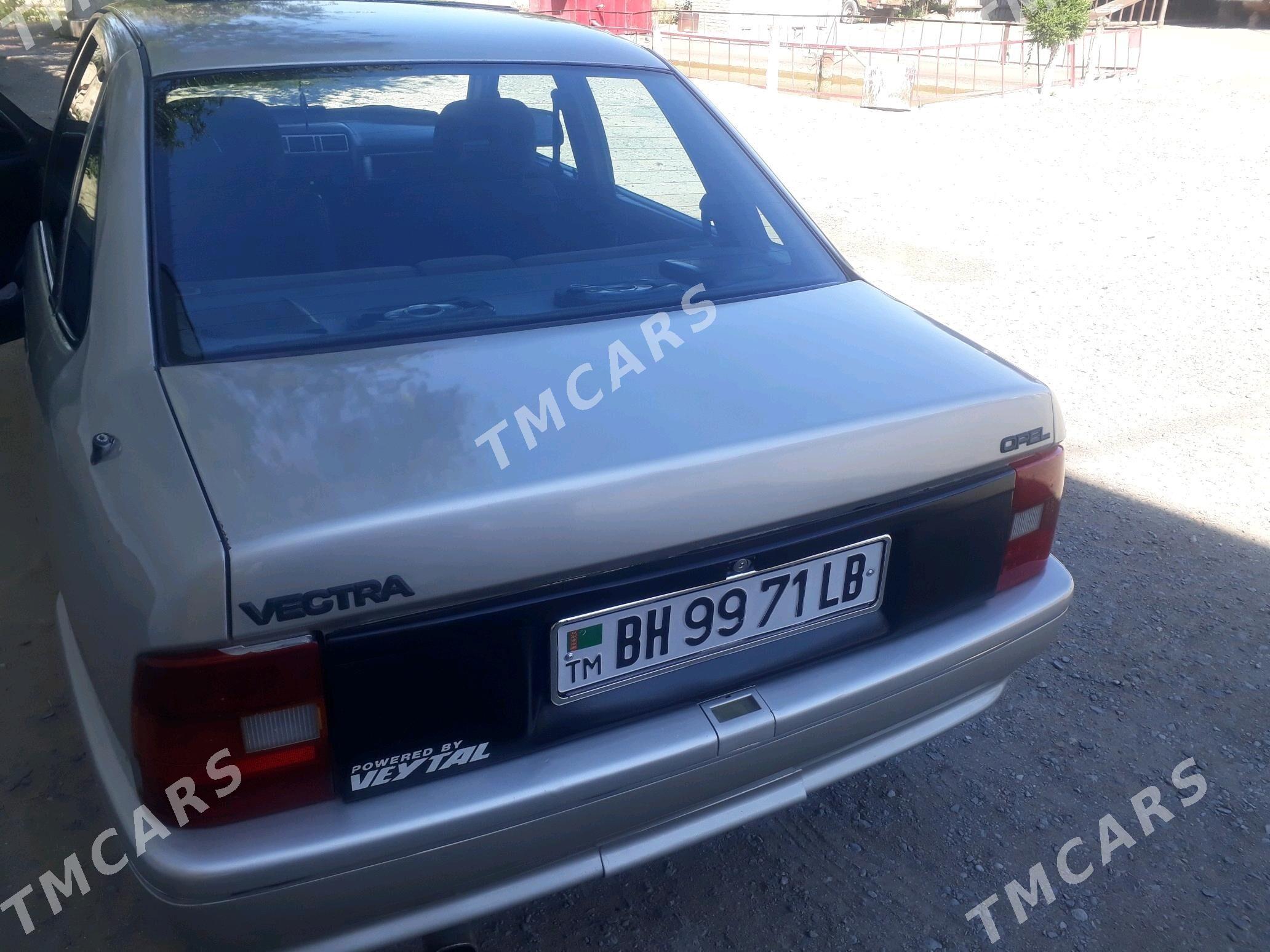 Opel Vectra 1990 - 30 000 TMT - Газаджак - img 3