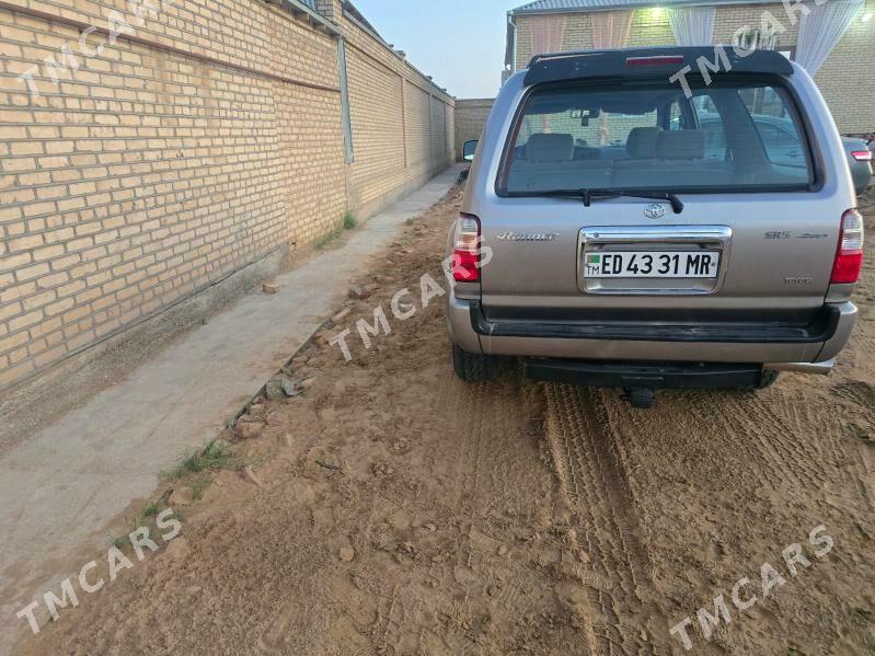 Toyota 4Runner 2002 - 180 000 TMT - Мары - img 9