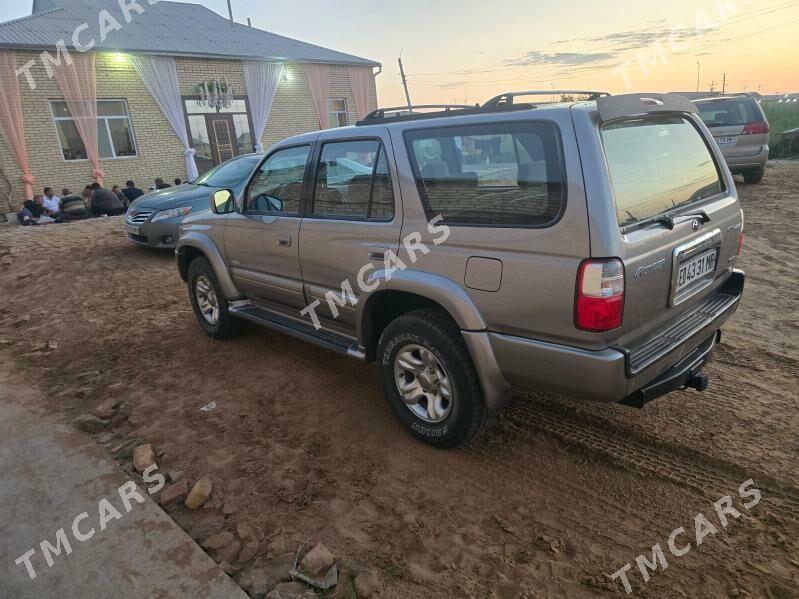 Toyota 4Runner 2002 - 180 000 TMT - Мары - img 4