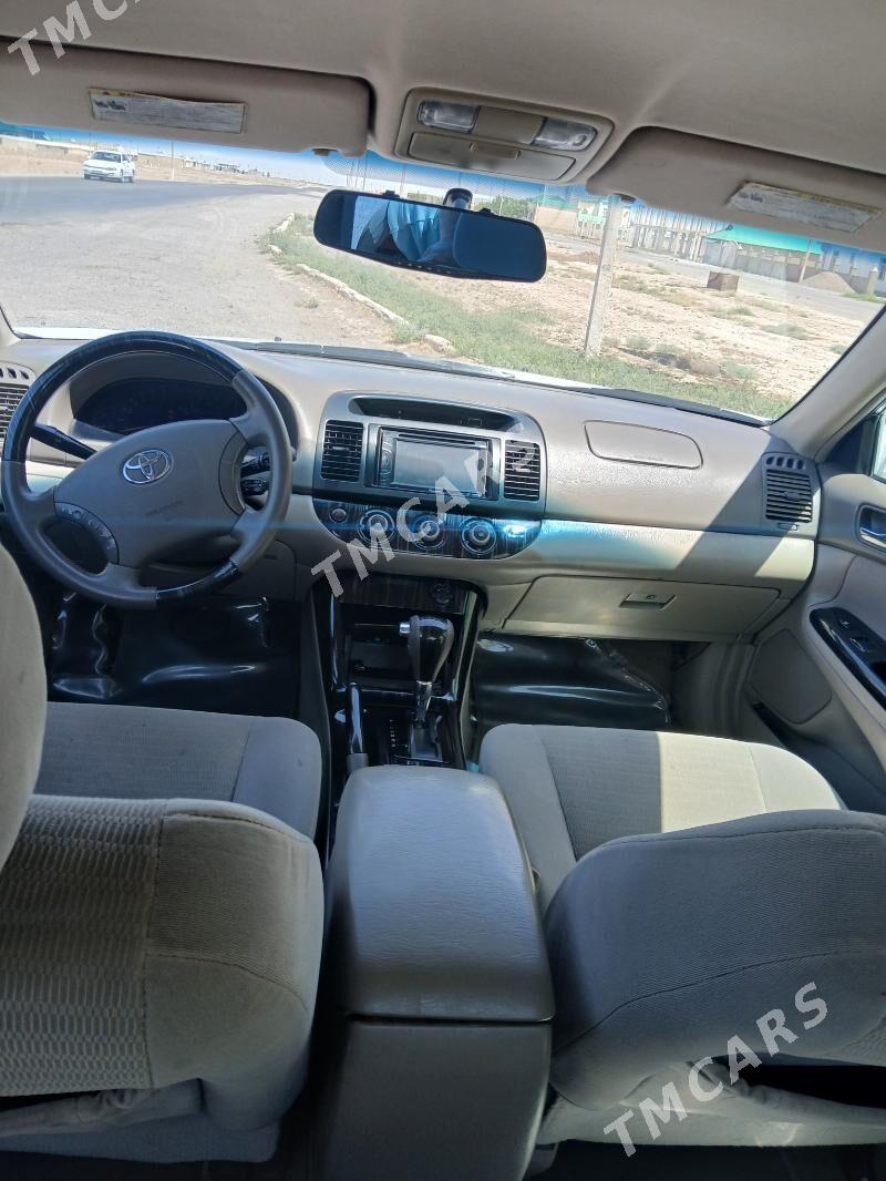 Toyota Camry 2004 - 175 000 TMT - Sarahs - img 3