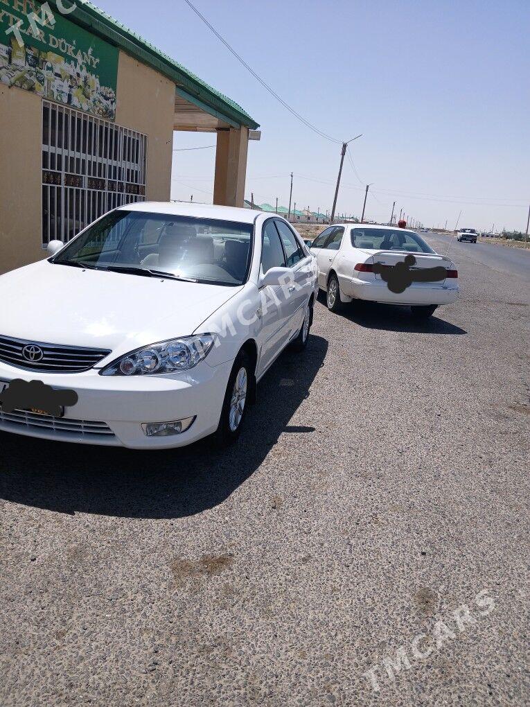 Toyota Camry 2004 - 175 000 TMT - Sarahs - img 2