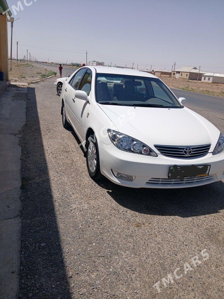 Toyota Camry 2004 - 175 000 TMT - Sarahs - img 1