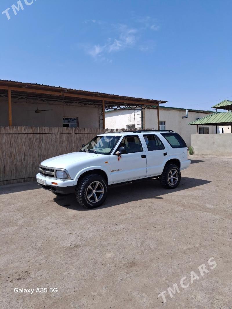 Chevrolet Blazer 1996 - 50 000 TMT - Дашогуз - img 4