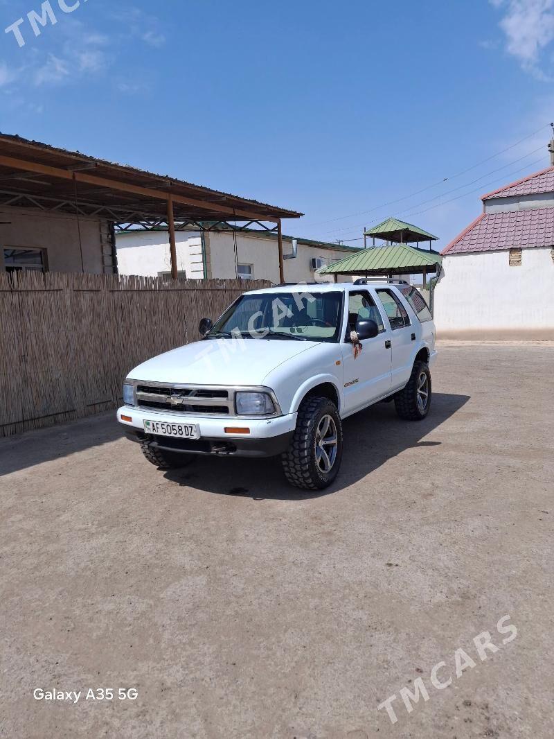 Chevrolet Blazer 1996 - 50 000 TMT - Дашогуз - img 8