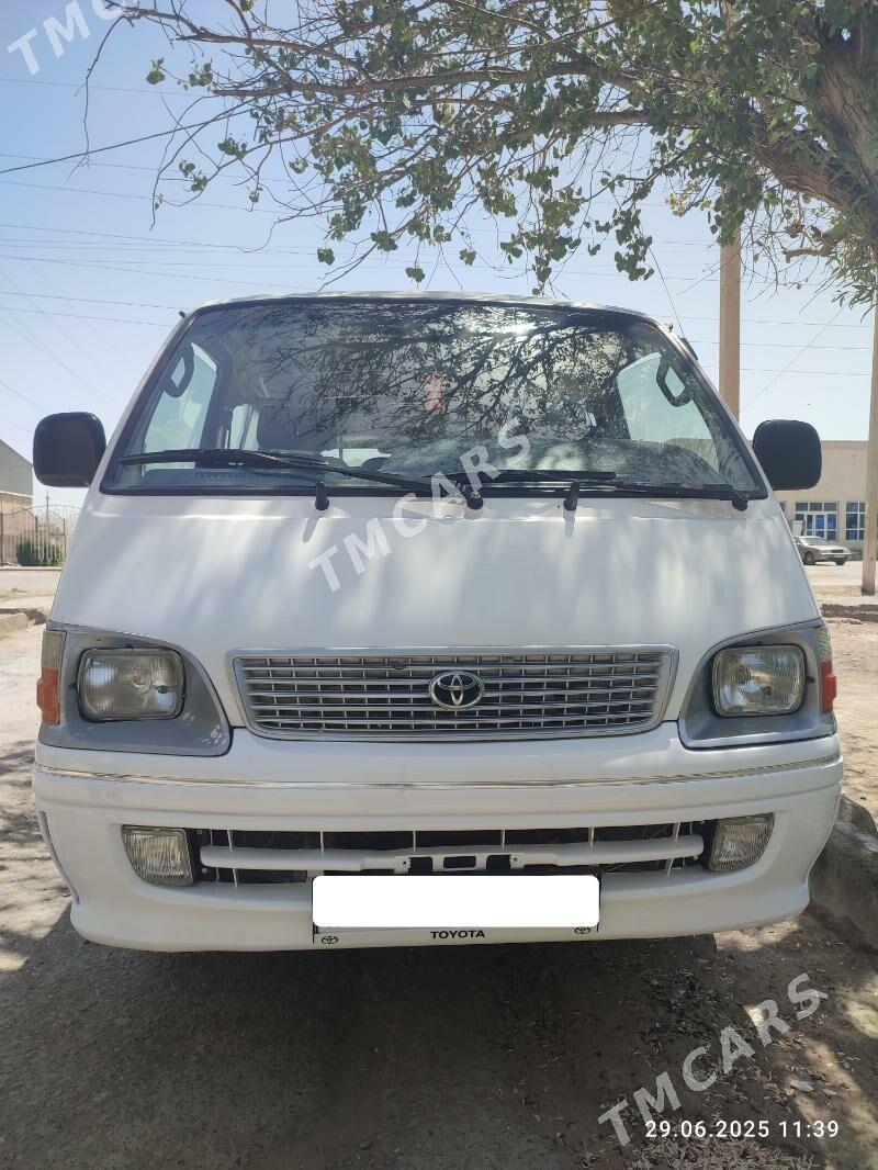 Toyota Hiace 2002 - 120 000 TMT - Мары - img 4