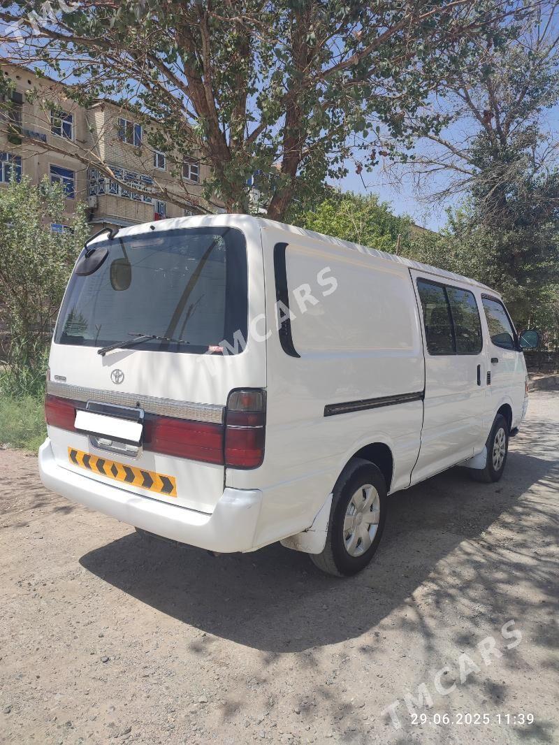 Toyota Hiace 2002 - 120 000 TMT - Мары - img 5