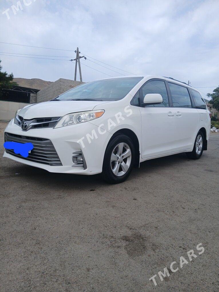 Toyota Sienna 2016 - 340 000 TMT - Türkmenbaşy - img 1