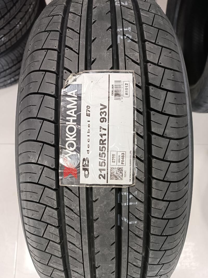 Yokohama 215/55/17/ 25Ý 1 450 TMT - Garadamak - img 1