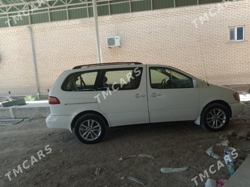 Toyota Sienna 2000 - 140 000 TMT - Mary - img 5