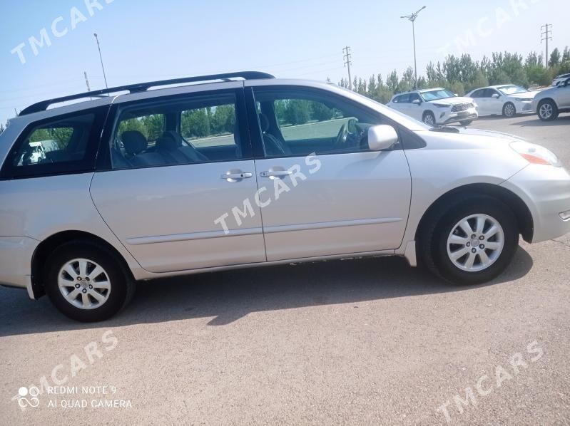 Toyota Sienna 2007 - 210 000 TMT - Daşoguz - img 4