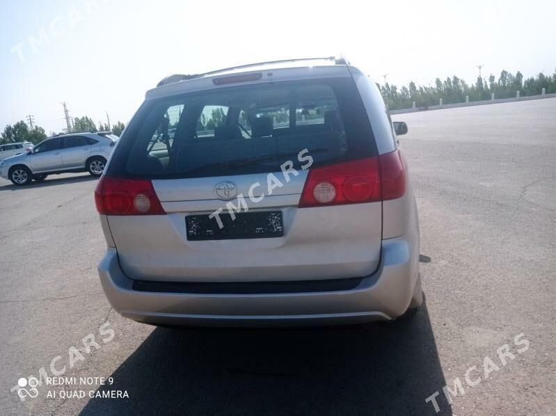 Toyota Sienna 2007 - 210 000 TMT - Daşoguz - img 5