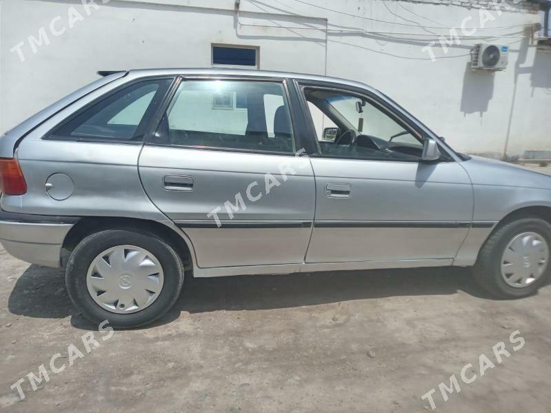 Opel Astra 1993 - 24 000 TMT - Дашогуз - img 1
