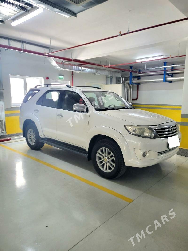 Toyota Fortuner 2013 - 350 000 TMT - Hitrowka - img 5