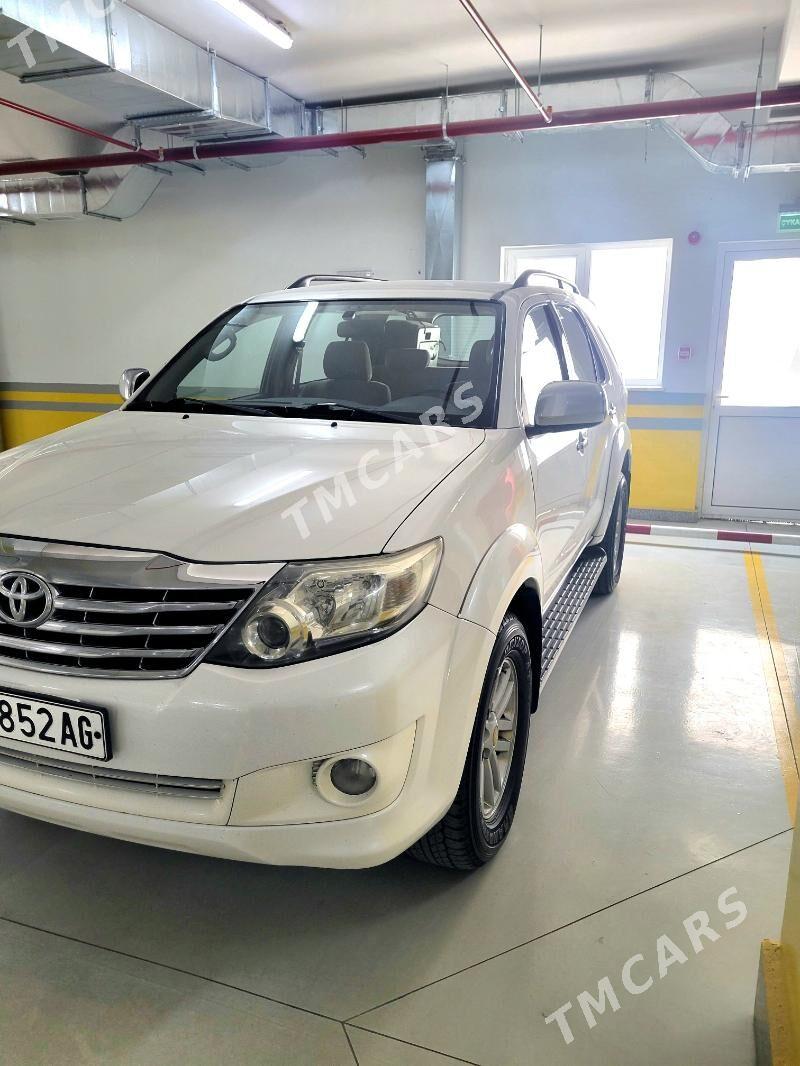 Toyota Fortuner 2013 - 350 000 TMT - Hitrowka - img 6