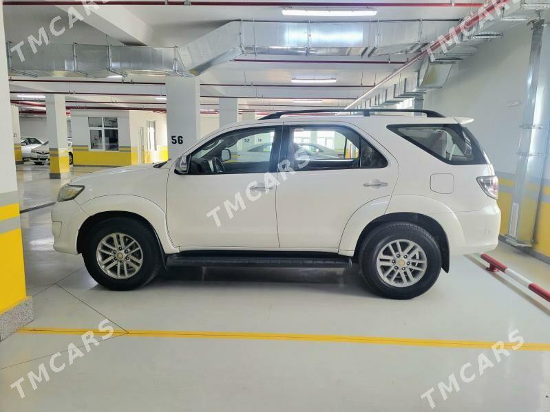 Toyota Fortuner 2013 - 350 000 TMT - Hitrowka - img 8