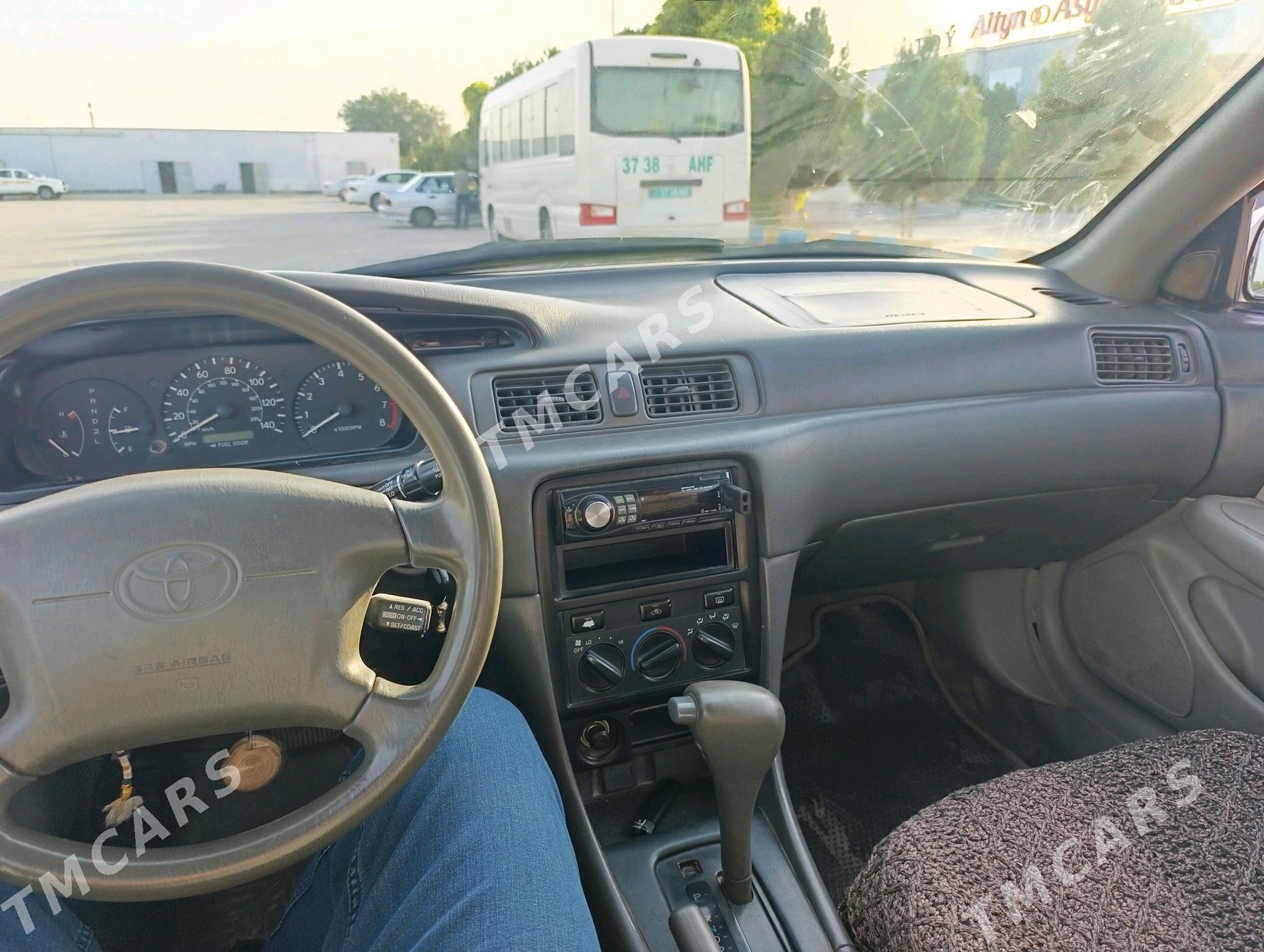 Toyota Camry 2001 - 110 000 TMT - Tejen - img 6