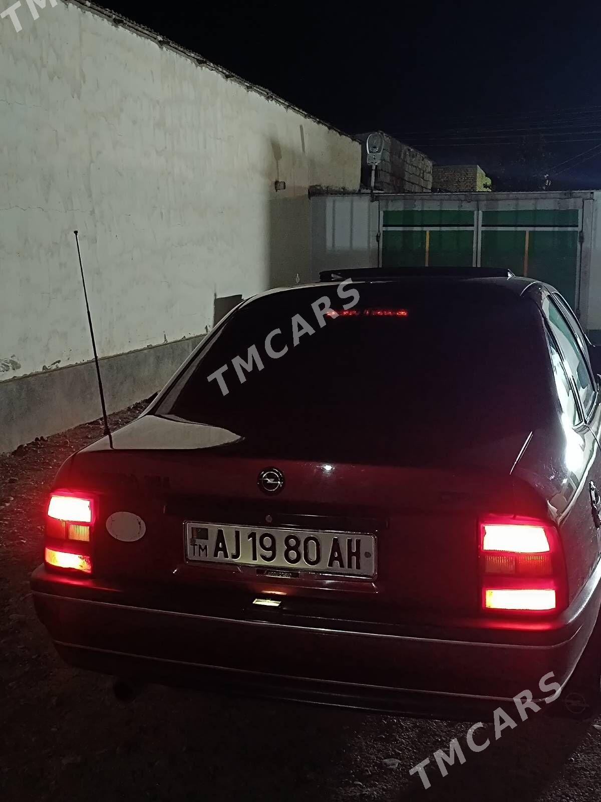 Opel Vectra 1992 - 44 000 TMT - Kaka - img 6