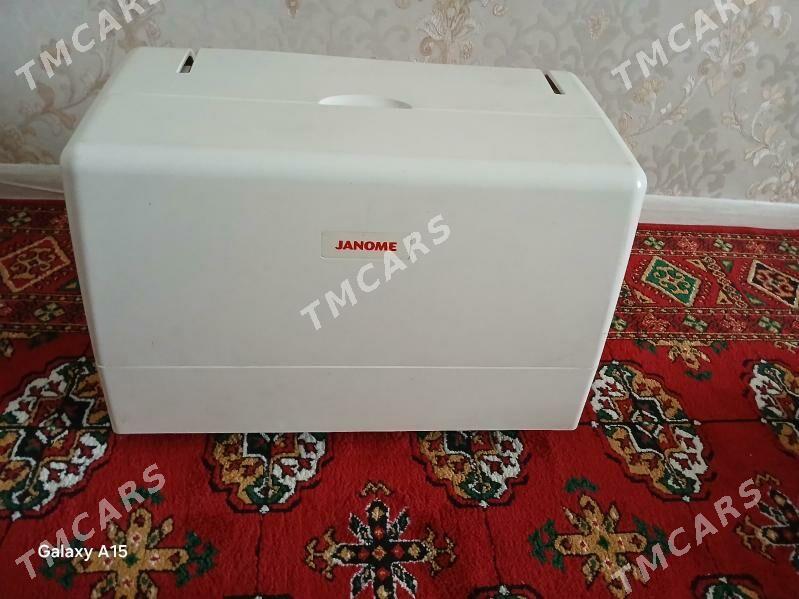 Janome 350 e - 6 мкр - img 2