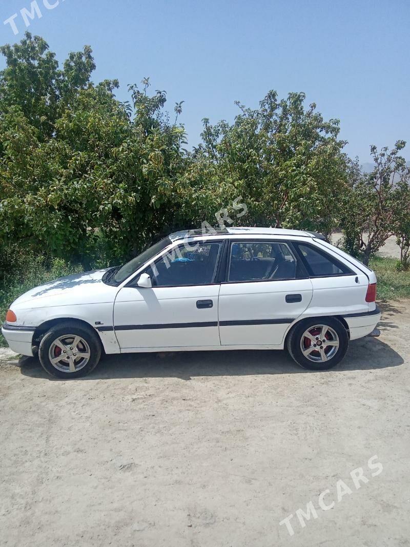 Opel Astra 1992 - 27 000 TMT - Bäherden - img 5