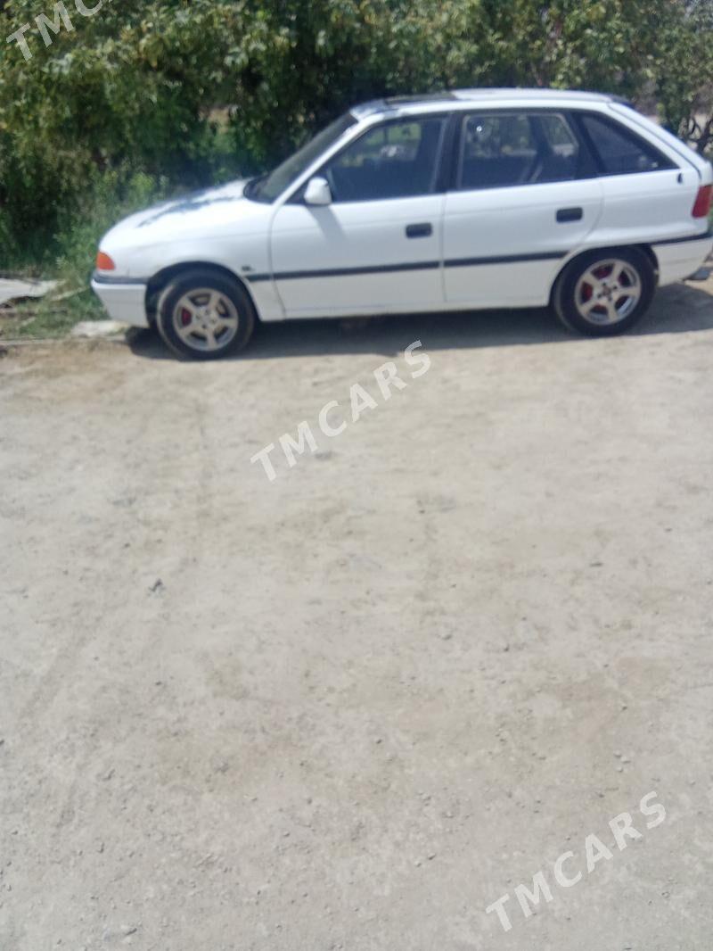 Opel Astra 1992 - 27 000 TMT - Bäherden - img 2