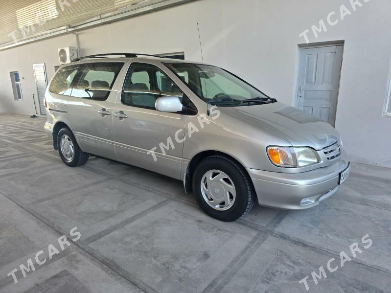 Toyota Sienna 2002 - 190 000 TMT - Мары - img 1