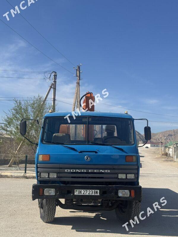 Dongfeng 580 2004 - 240 000 TMT - Balkanabat - img 3