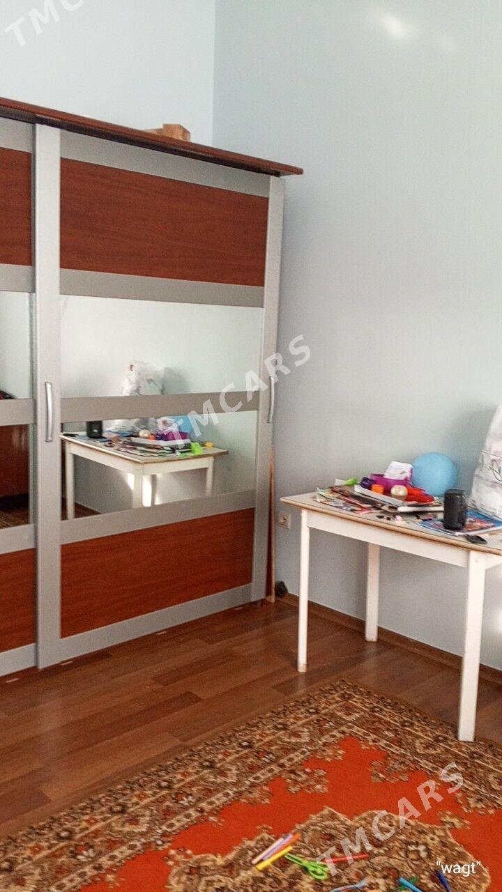 Podwoyskiy 5etaz 3kom - Podwoýski köç. (Bitarap Türkmenistan şaýoly) - img 1
