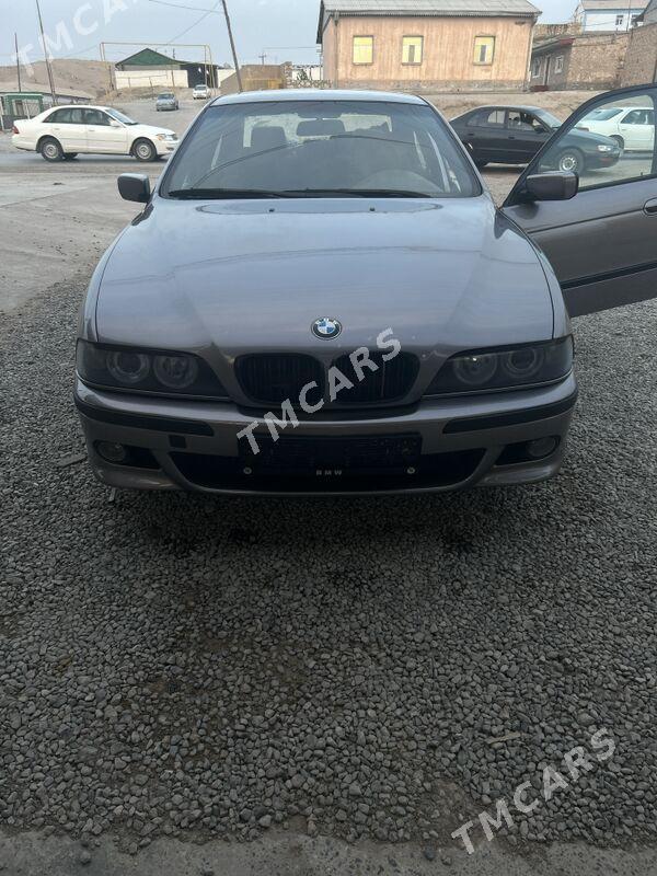 BMW E39 1998 - 115 000 TMT - Köýtendag - img 6