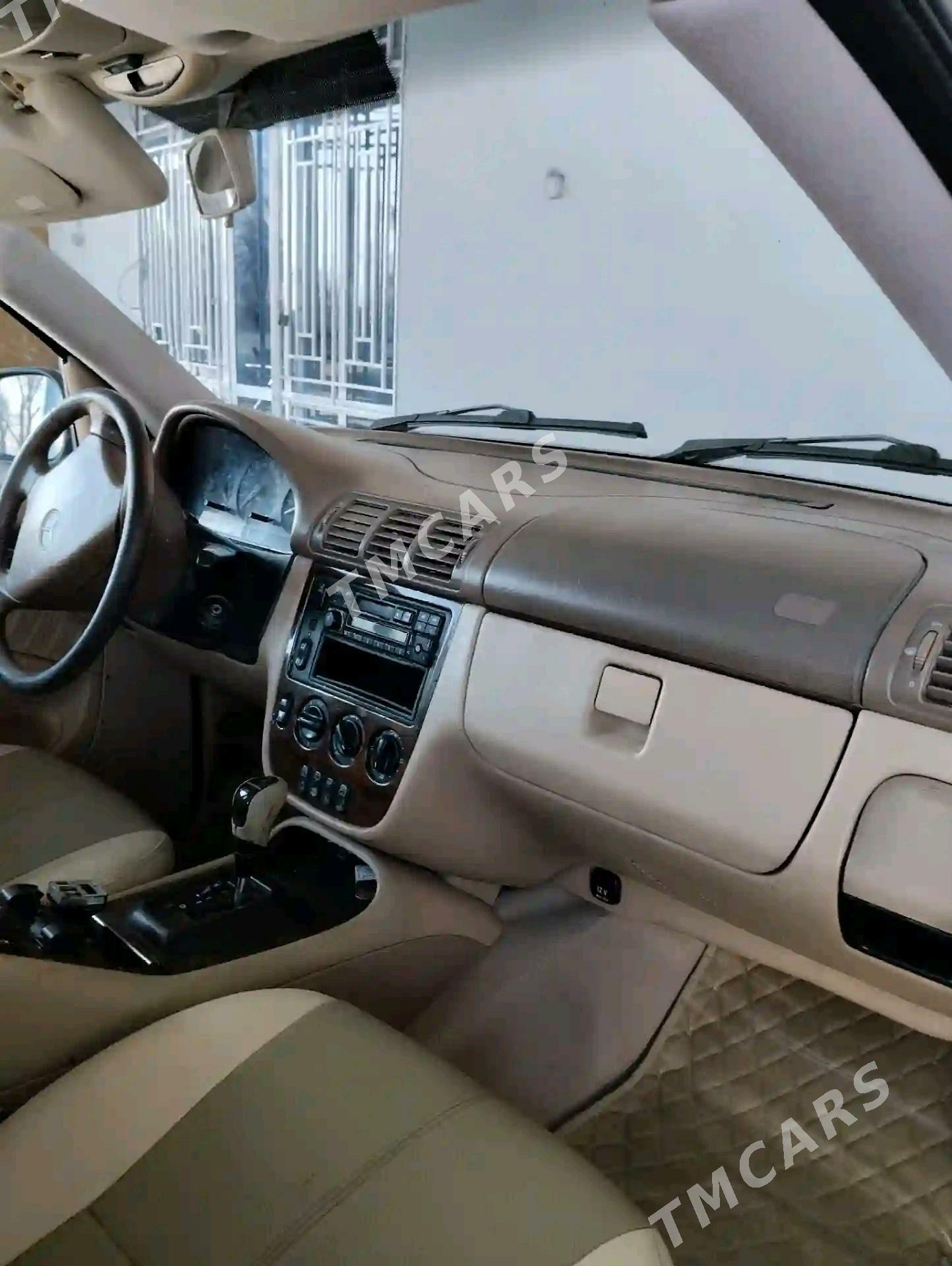 Mercedes-Benz ML350 2001 - 65 000 TMT - Губадаг - img 4