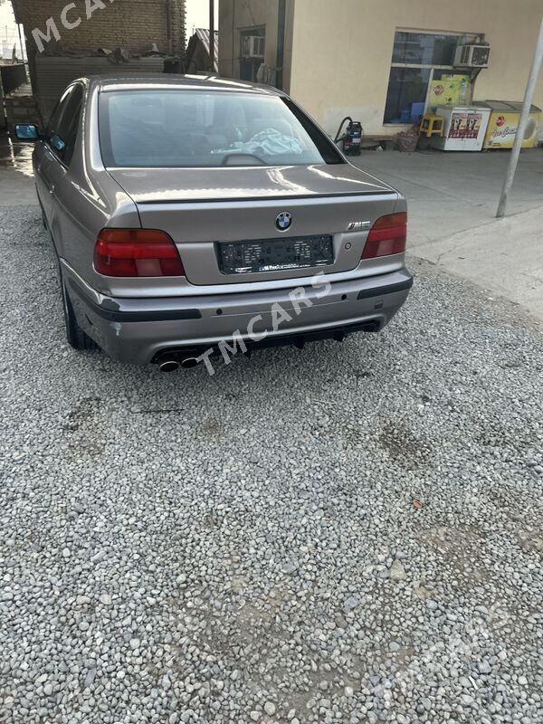 BMW E39 1998 - 115 000 TMT - Köýtendag - img 3